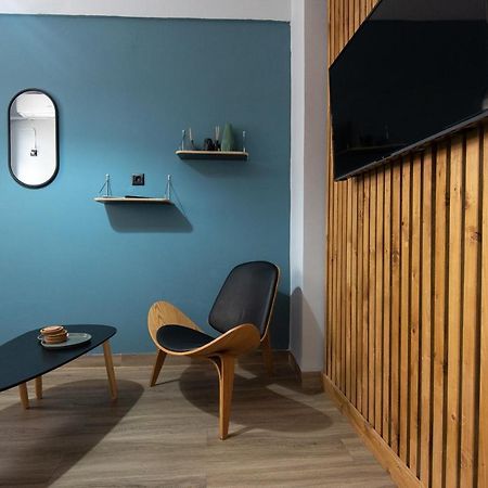 Blue Tourmaline Downtown Flat Apartment Каламата Екстериор снимка