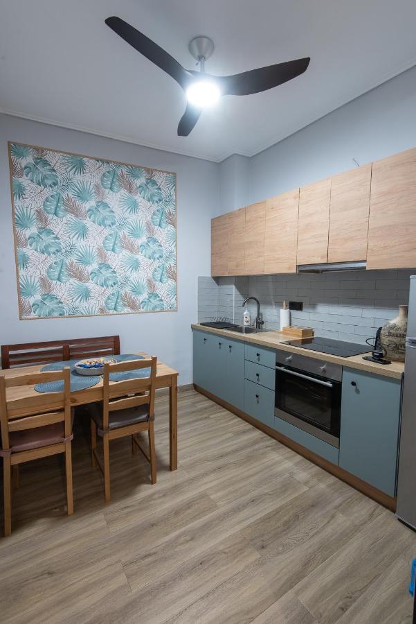 Blue Tourmaline Downtown Flat Apartment Каламата Екстериор снимка