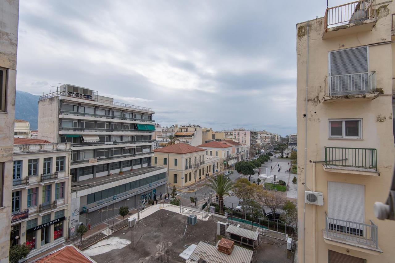 Blue Tourmaline Downtown Flat Apartment Каламата Екстериор снимка